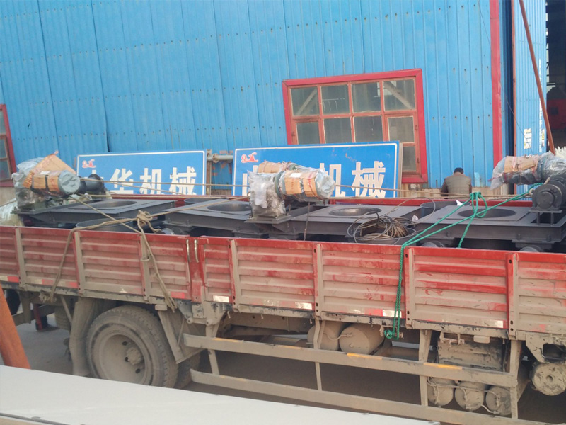 四臺(tái)裝車收塵卷?yè)P(yáng)系統(tǒng)發(fā)貨